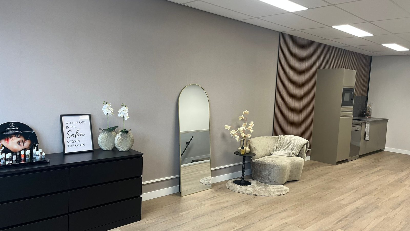 WhatsApp Image 2026-02-26 at 15.46.14-3